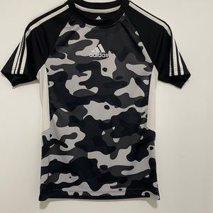 Boys 10-12 short sleeved shirt